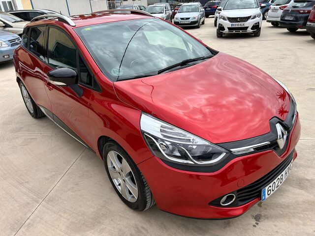 RENAULT CLIO DYNAMIQUE ESTATE 1.5 DCI SPANISH LHD IN SPAIN 70000 MILES 2014
